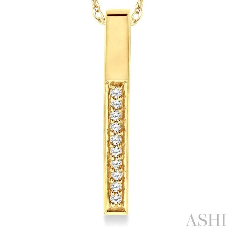 1/10 Ctw Round Cut Diamond Stick Pendant in 10K Yellow Gold with Chain