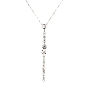 18K White Gold 18" Chain Necklace with Diamond Pendant