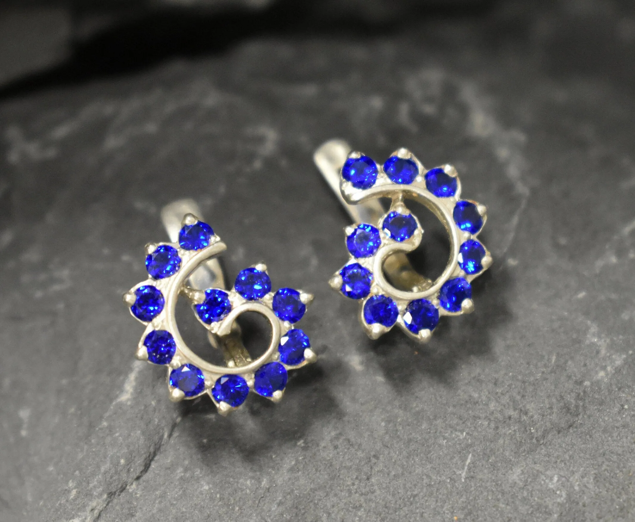 Blue Swirl Earrings - Spiral Sapphire Earrings - Vintage Statement Earrings