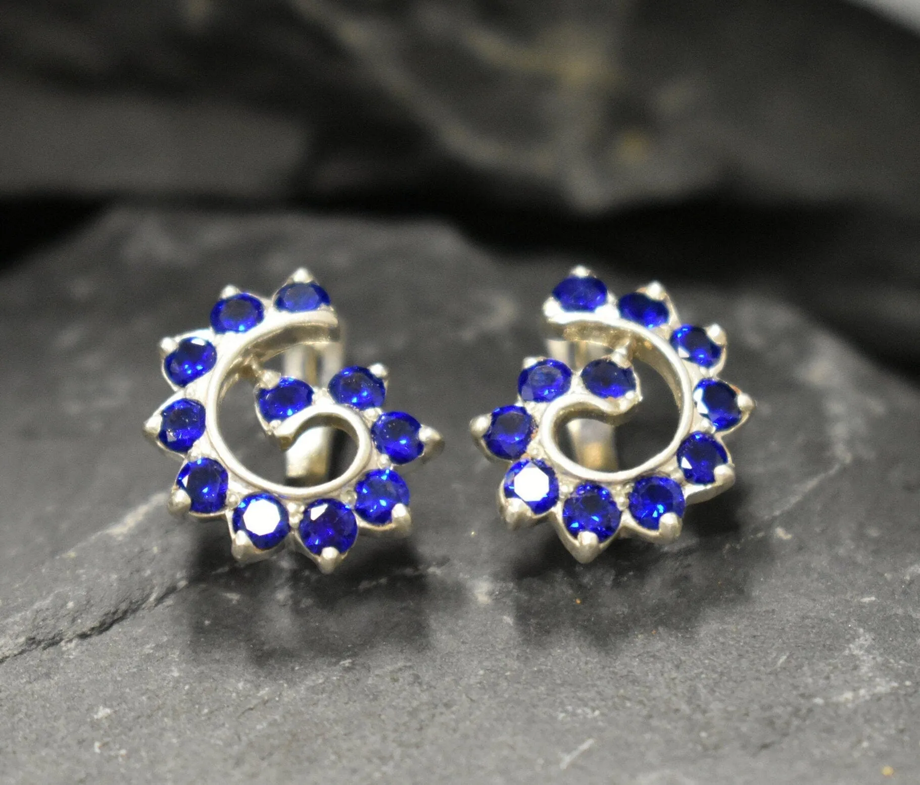 Blue Swirl Earrings - Spiral Sapphire Earrings - Vintage Statement Earrings