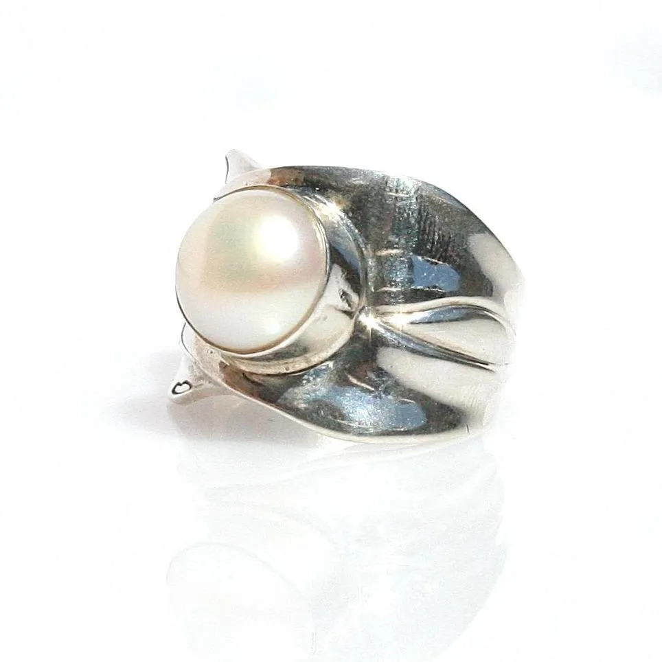 Deep Sea Pearl Ring