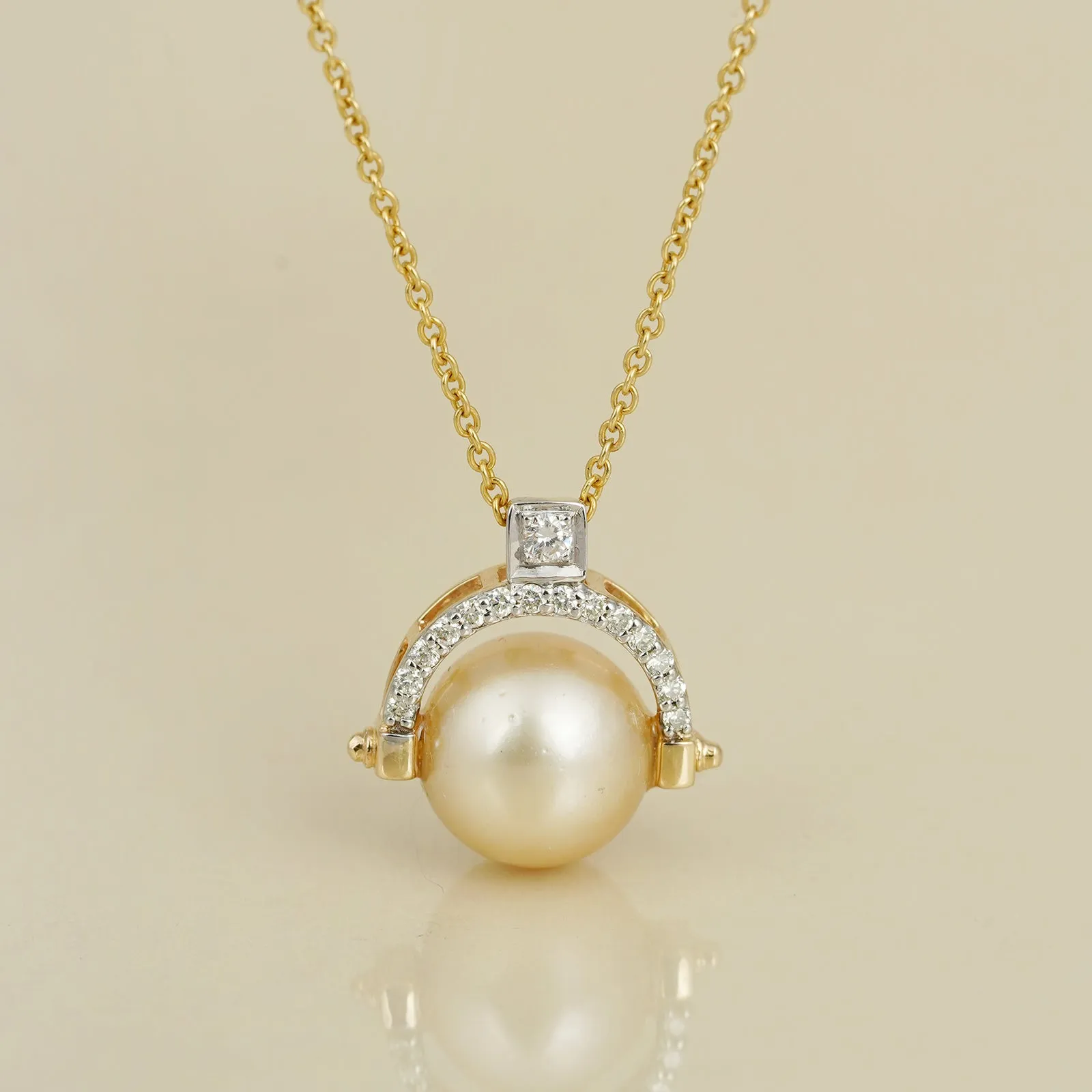 Grace Kelly South Sea Pearl Pendant Necklace