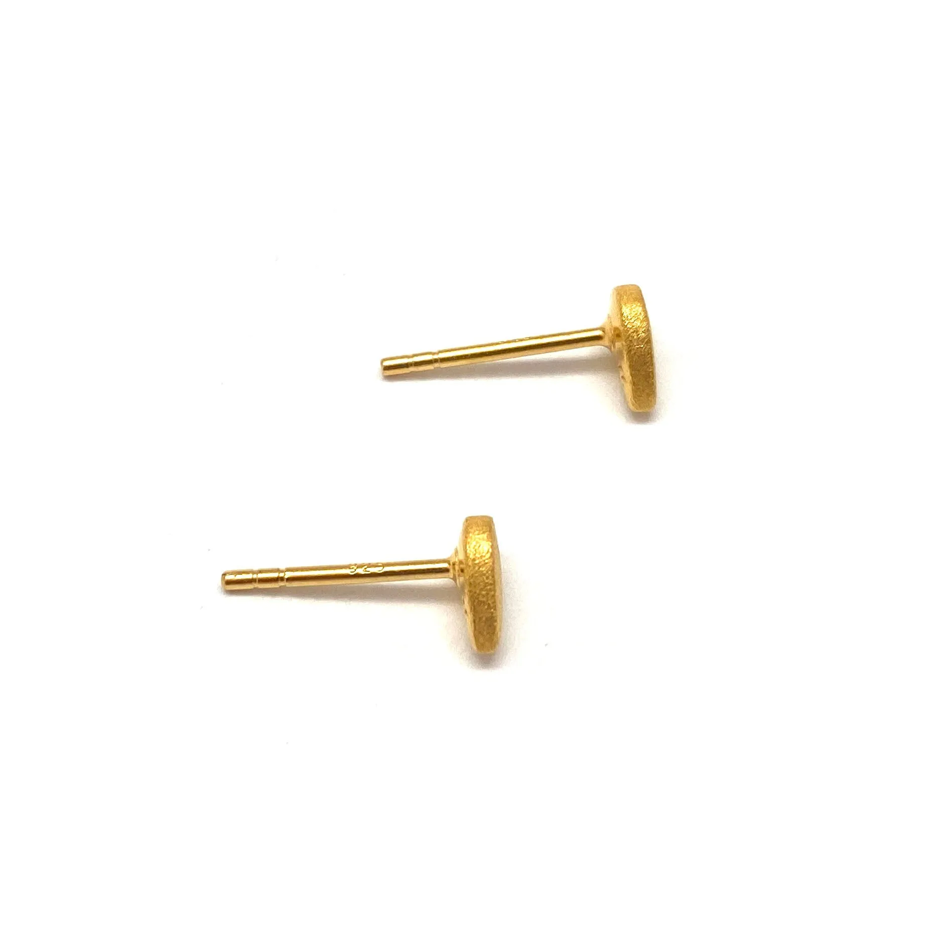 Mini Gold Teardrop Studs