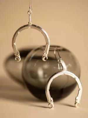 Ngā Kaitiaki Āniwaniwa Earrings Silver