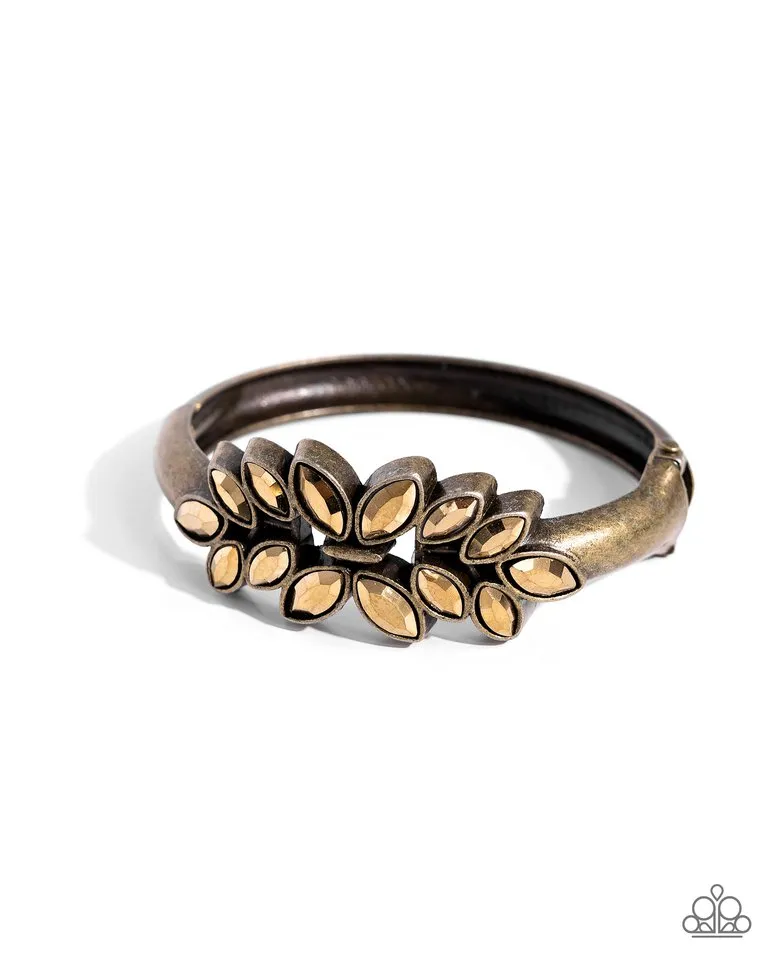 Paparazzi Bracelet ~ Glamorously Garnished - Brass