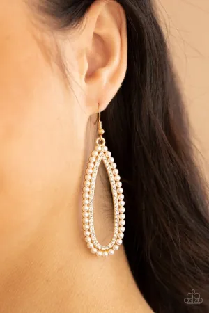 Paparazzi Earring ~ Glamorously Glowing - Gold