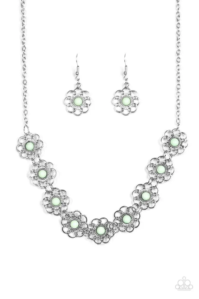 Paparazzi Necklace ~ The Garden Life - Green