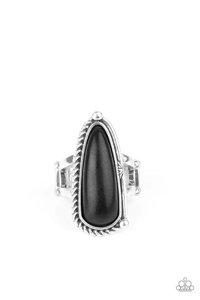 Paparazzi Ring ~ Pioneer Plains - Black